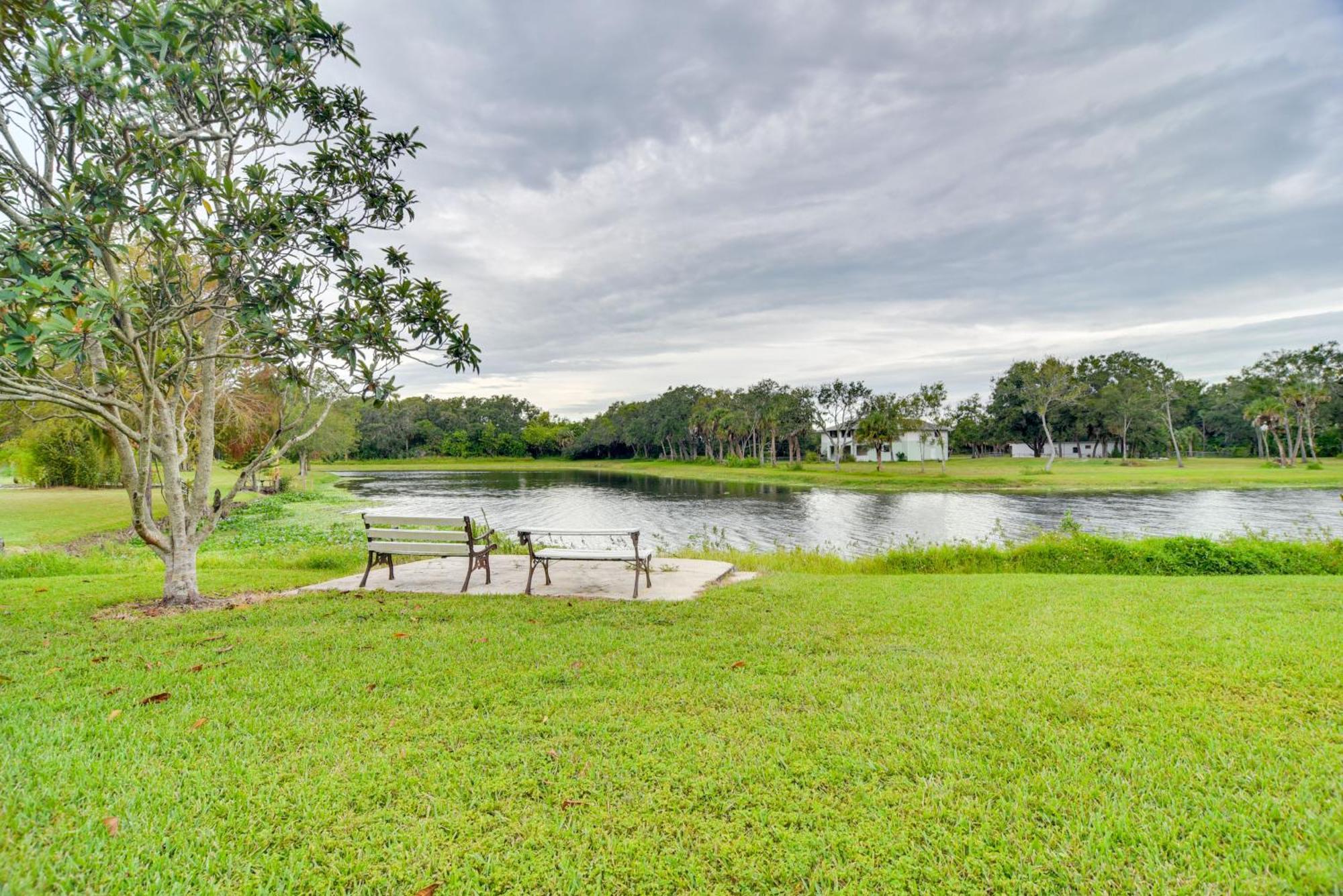 Sleek Largo Studio With Pond Less Than 7 Mi To Beach! ภายนอก รูปภาพ